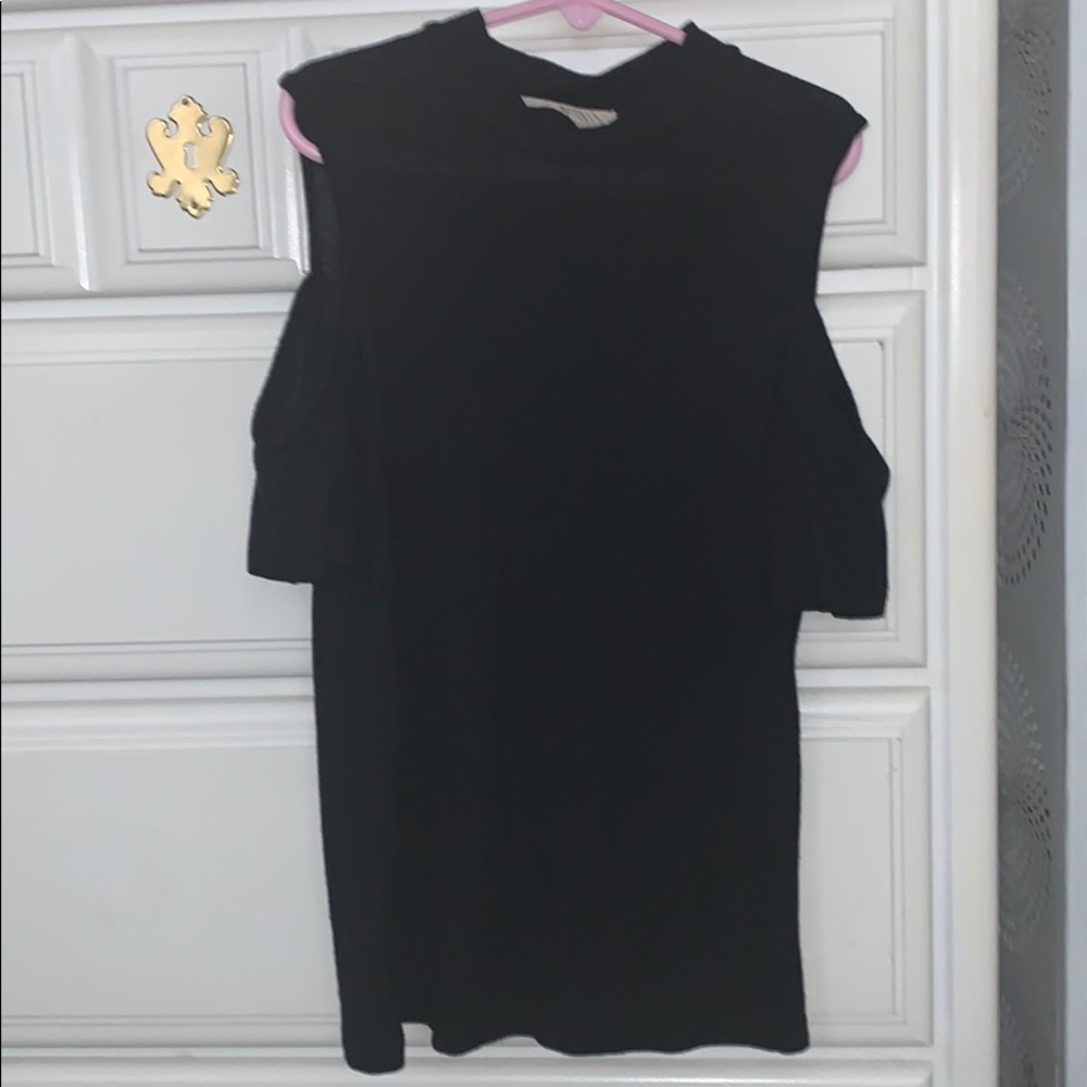 Black crop top